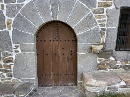 Santa Krutz Ermita. Ezkurra