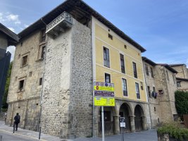 Ortés de Velasco Jauregia. Urduña