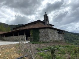 San Juan eta San Antolin Ermita. Dima (Oba)