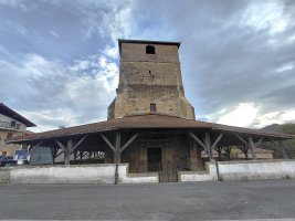Santos Emeterio y Celedonio Eliza. Larrabetzu (Goikolexea)