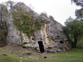Cuevas de los Moros nekropolia, Corro-Gaubea
