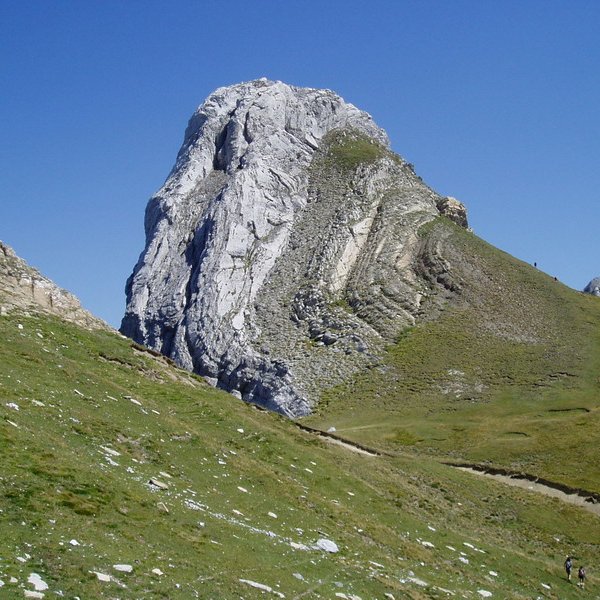 Mendebaldetik ikusita