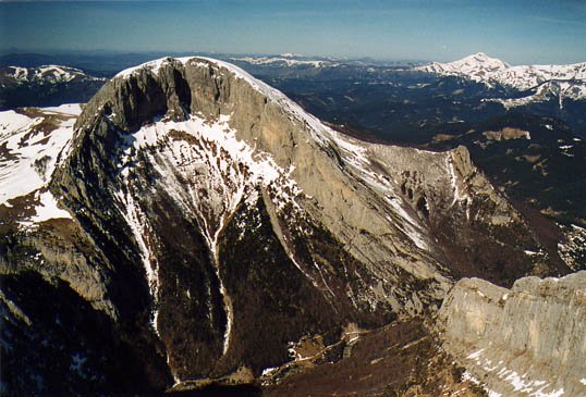 Ekialdeko isurialdea