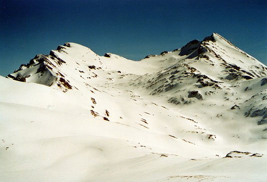Mendebaldeko ikuspegia, Alanoen ibarretik