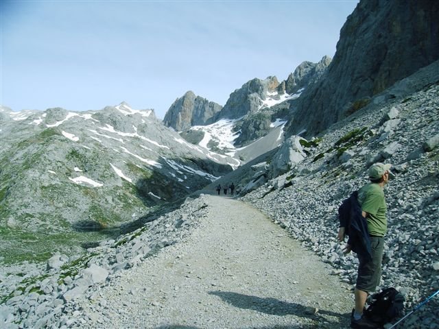 Sendero a Horcados Rojos
