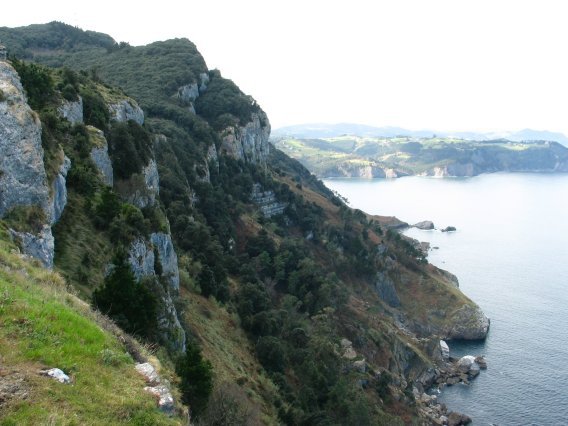 Otoio eta itsas aldeko isurialdea