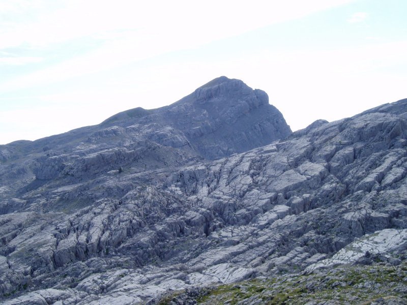 Mendebaldetik ikusita