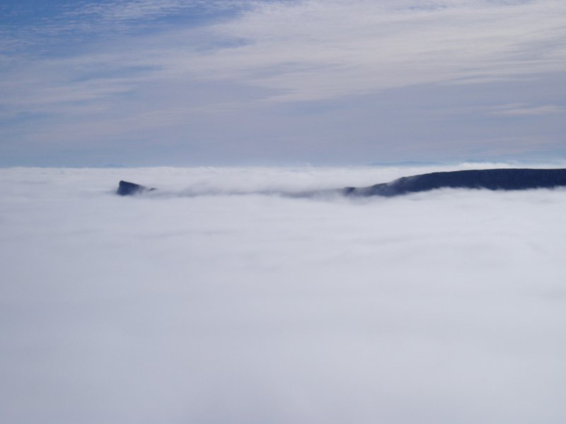 Iturrigorri laino artean Unginotik ikusita