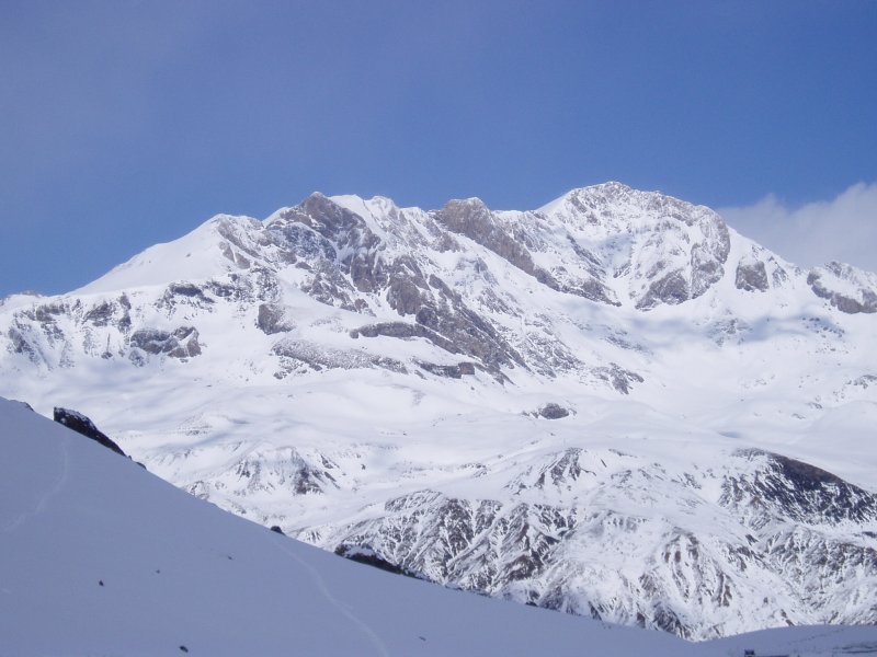 Hego-mendebaldetik ikusita