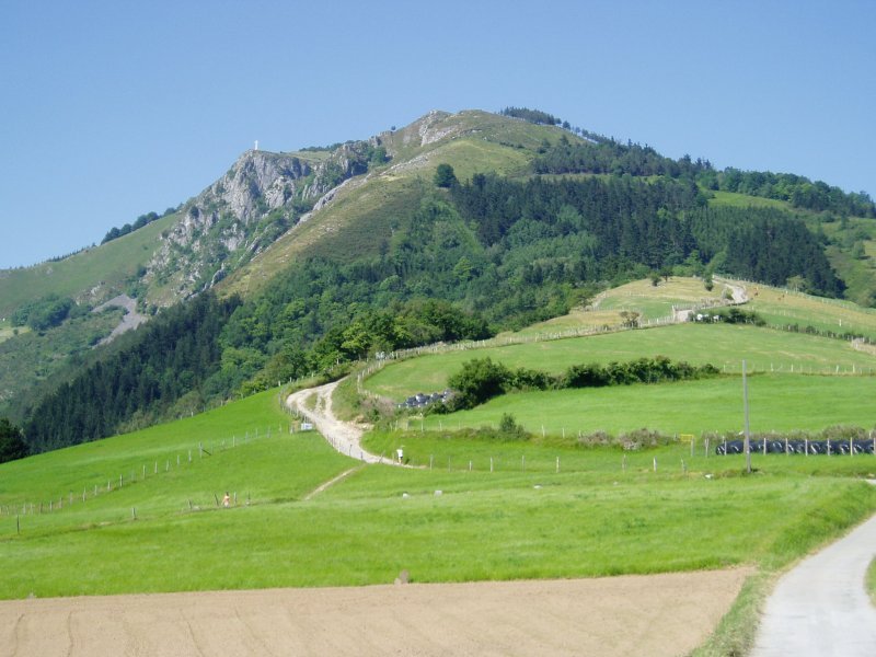 Izaskun aldeko bidetik ikusita