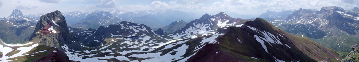 Ekialdera ikuspegi zabala