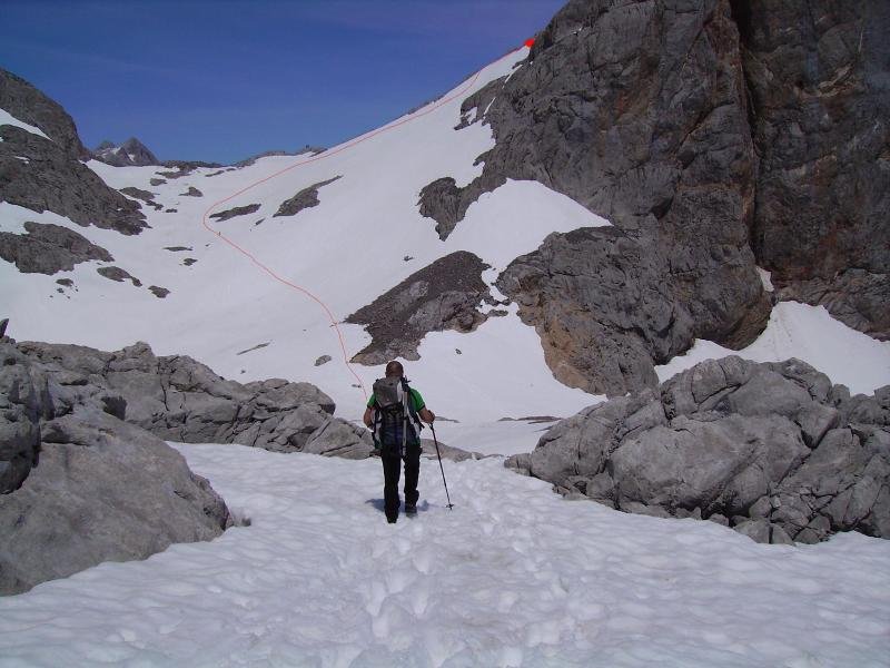Acceso desde cabaña a ascension final horcados