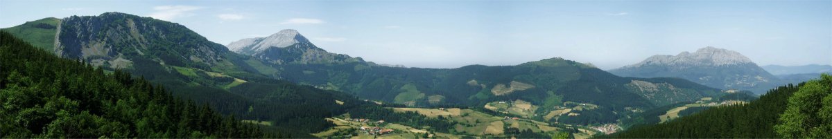 Ikuspegi zabala Kurutzeta mendateko behatokitik