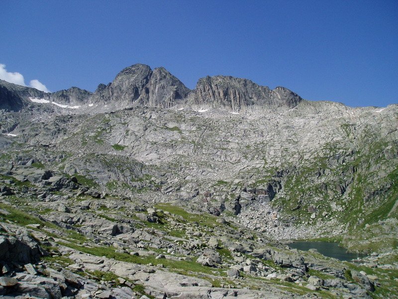 Ipar-ekialdetik ikusita