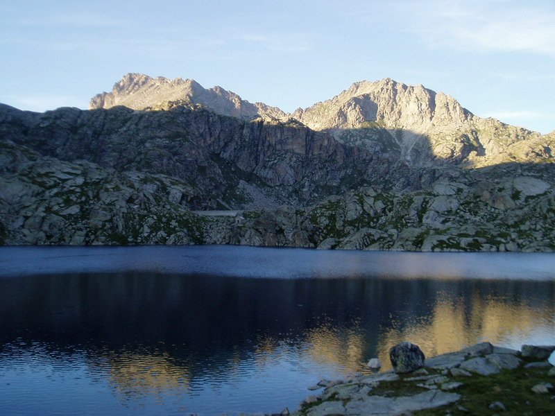 Pic de Peguera eta Tuc de Saburó Colomina aterpetik ikusita