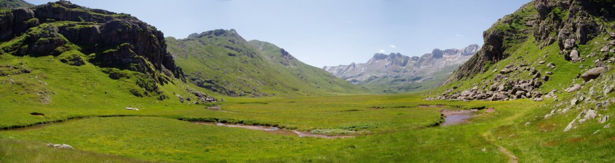 Ipar-mendebaldeko ertzetik ikuspegia