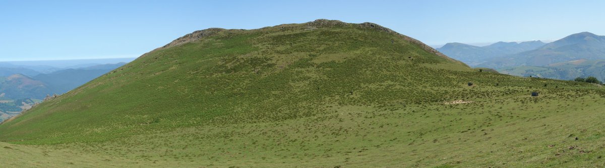 Hegoaldetik ikusita, Iturburu gainetik
