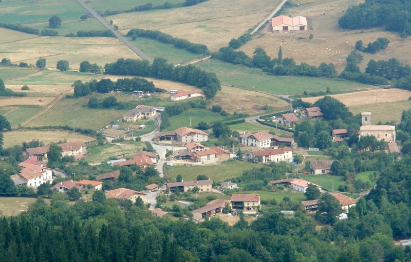 Aperregi tontorretik ikusita