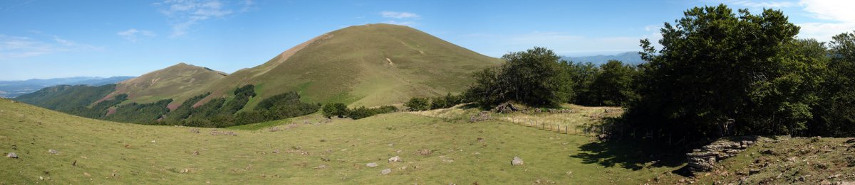 Xuriaingo bizkarretik ikusita