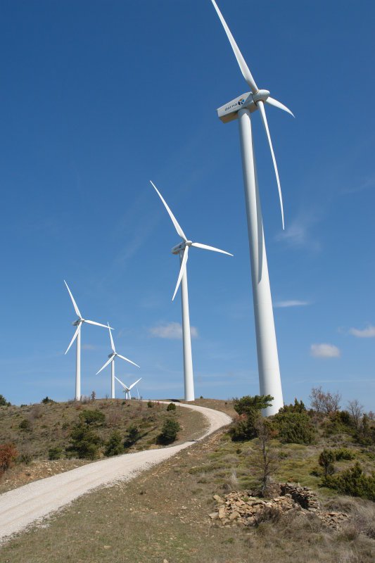 Haize errotak Basagatz gainean