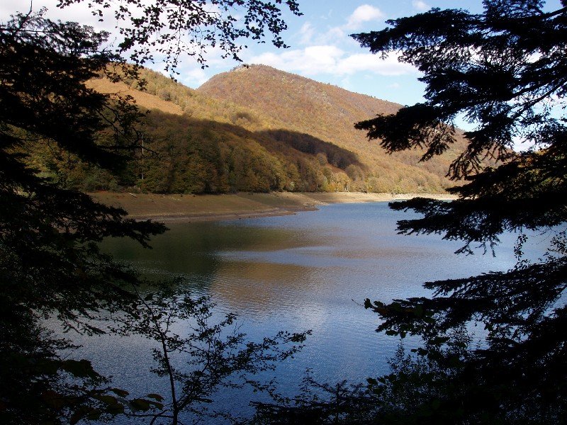 Mozolo Irabiako urtegitik