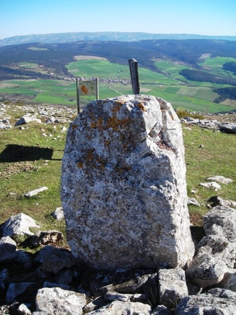 Portillo de la Sierrako mugarria