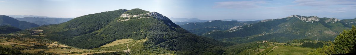 Elke-Pausaran eta Labia mendikatea igoerako bidetik