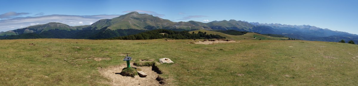 Ekialdeko Abodiko gailurra (1533m)