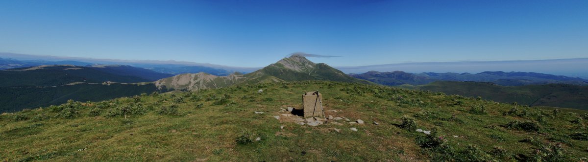 Gaztarrigainako gailurra eta Orhi