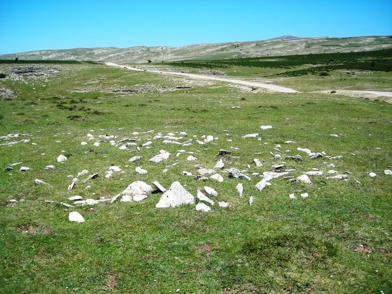 Ikomarko Sakana tumulua