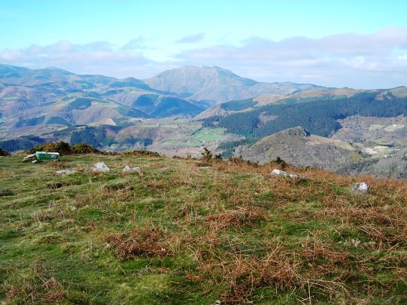 Boreiko Arri 1  harrespila