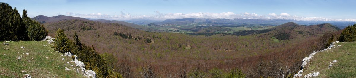Aretako mendien panorama Borrokoxkotik