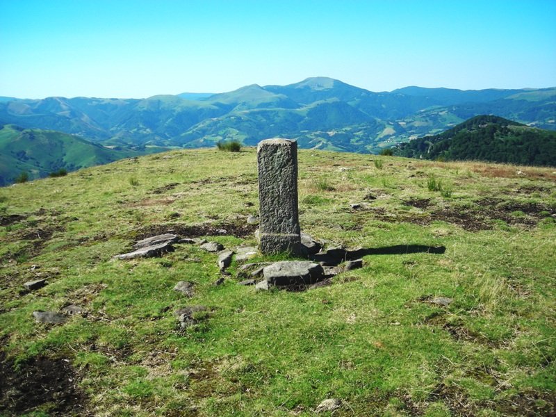 Antxola Bizkarra harrespila