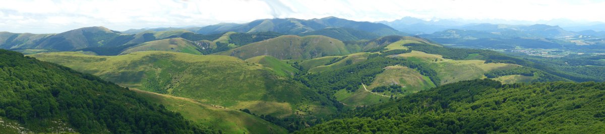 Sorogain inguruko mendiak