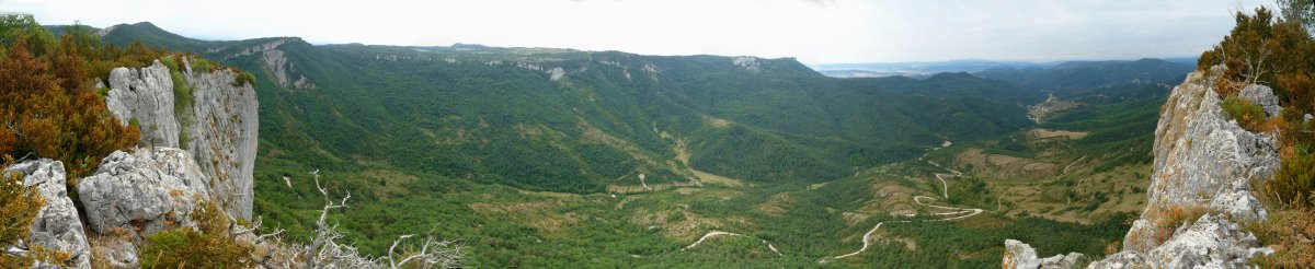 Panorama zabala Errasako gailurretik