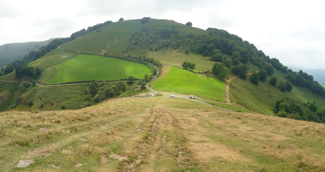 Munhogain eta Ahartzako lepoa Oilandoroiko bidetik