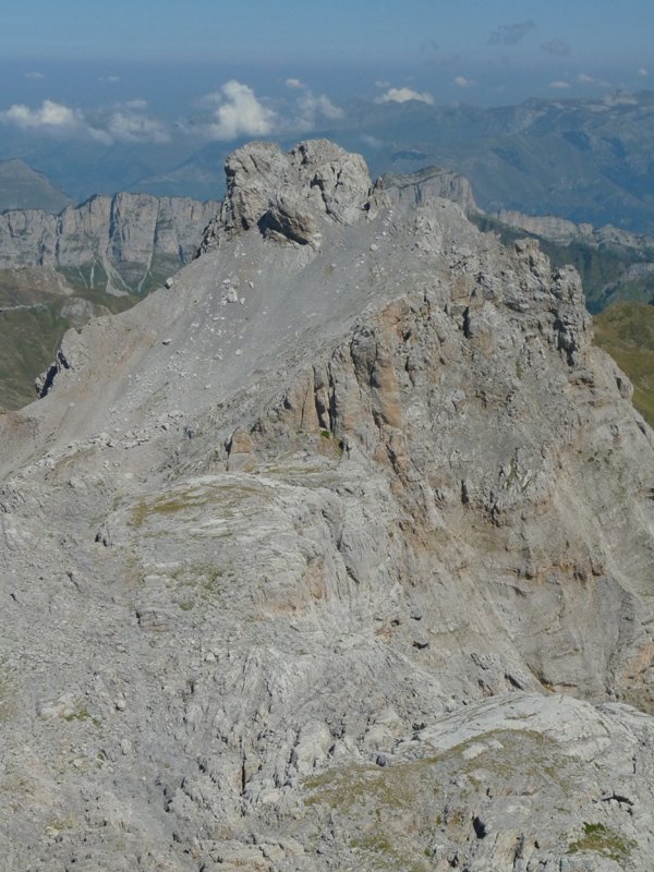 Peneblanque Hiru Erregeen Mahaiko gailurretik
