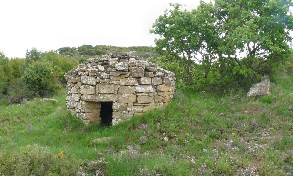 Harrizko etxola, Sarrea-Oihanburu gainetik hurbil