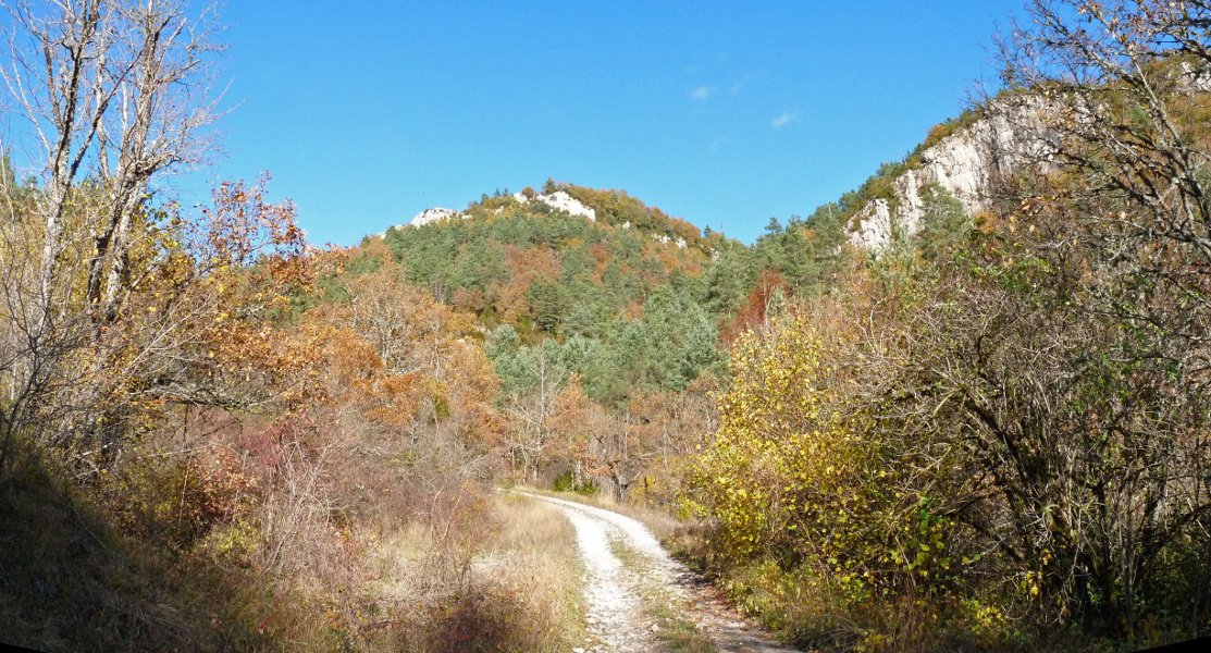 Arrolako bidea, Beieguko malkarren azpian