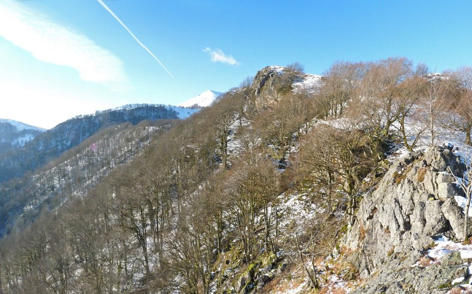 Usatxarretako gailurra (855m)