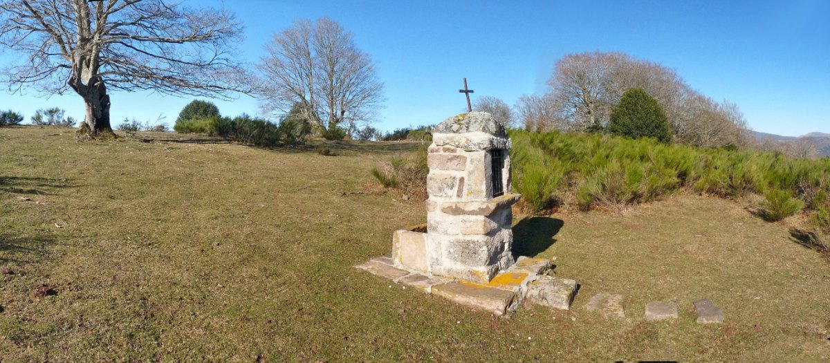 San Frntziskoren omenezko aldarea