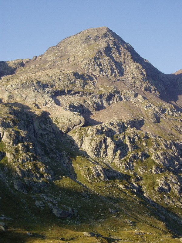 Ipar-ekialdetik ikusita