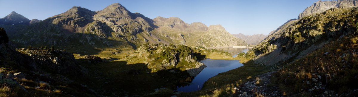 Igelen aintziraren ingurutik ikuspegi zabala