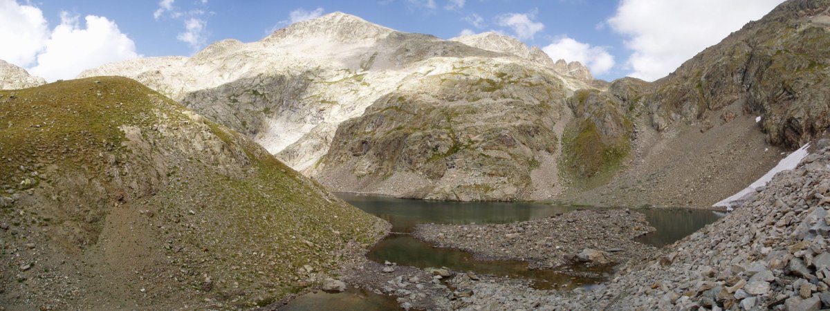 Fachako aintziretako bat