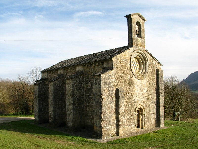 Jakue Itsasperriko ermita erromanikoa