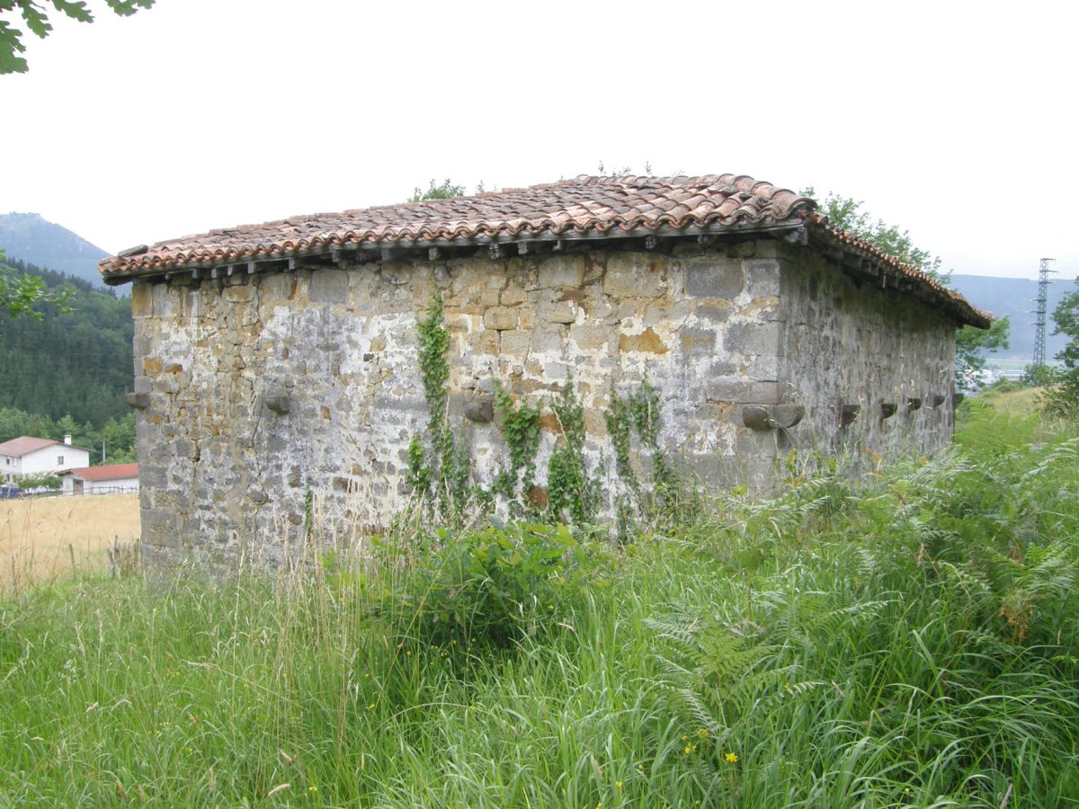 Santiago ermita Elorrion