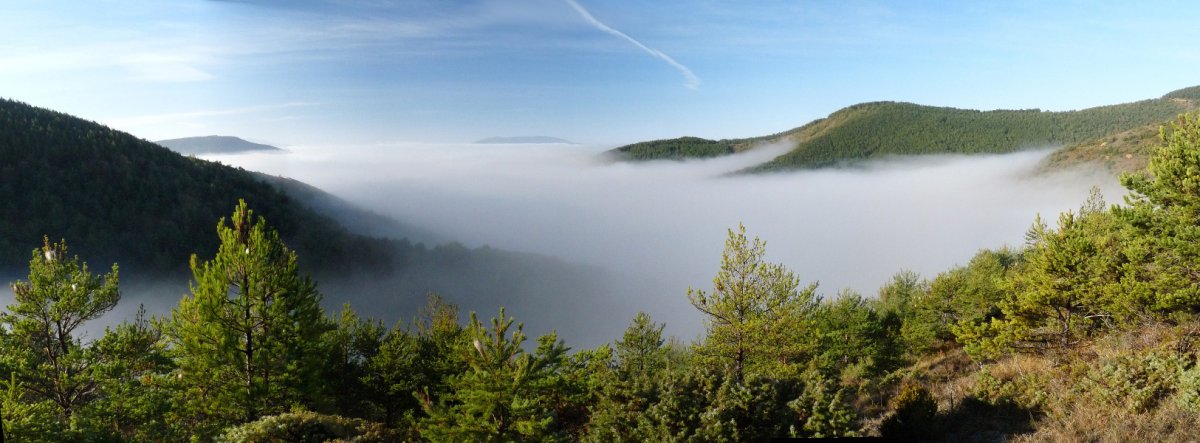 Lainoa Iruñerriaren gainean