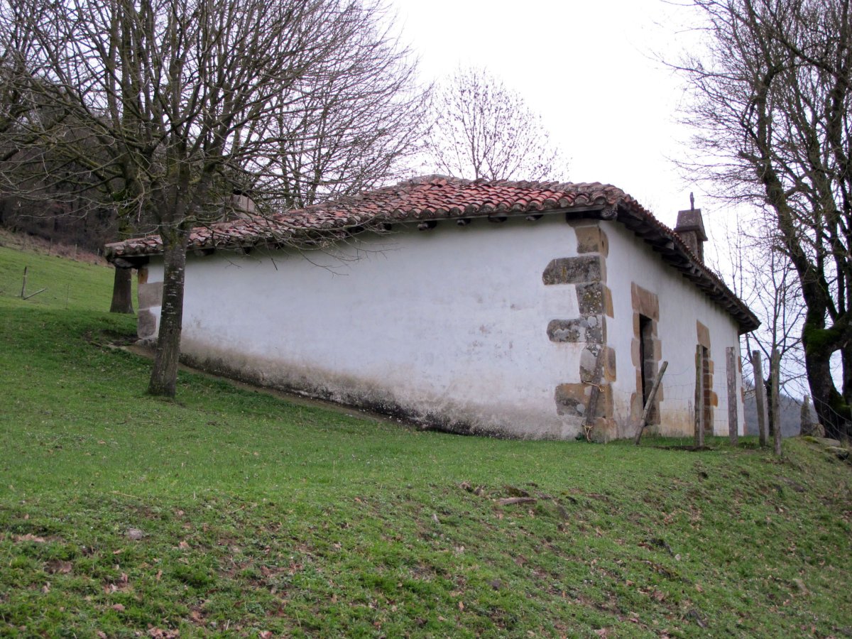 Aitziber ermita Urdiainen