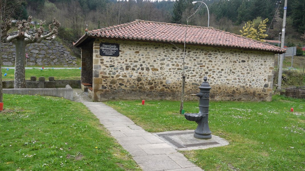 Aingeru Guardakoa ermita Eskoriatzan