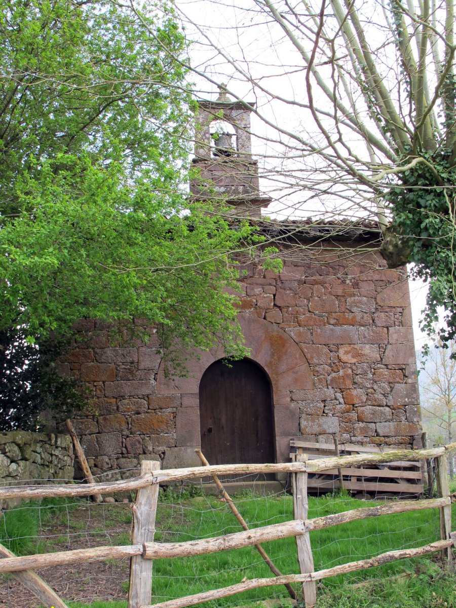 Santa Ana Ermita Bozaten